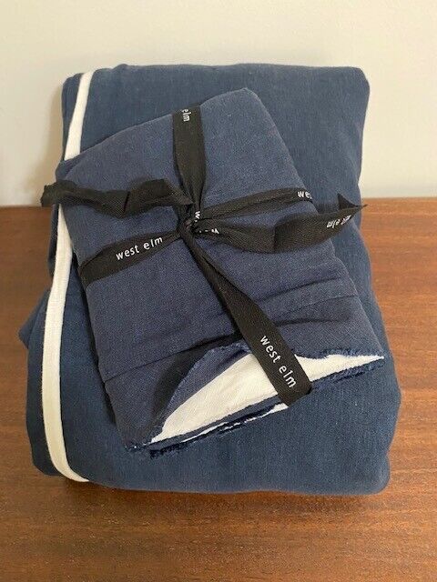 Pottery Barn F/Q !00% Linen Duvet, Navy w/ White Flange, 1 WE Euro coordinates