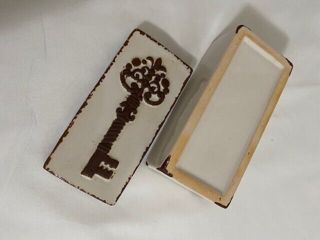 Brown and Cream 6'' x 3'' Ceramic Key Box