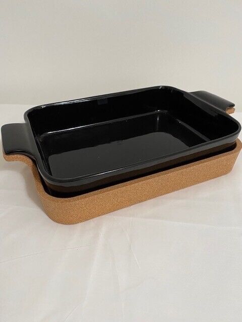 Casafina Stoneware Bakeware with cork Tray, Black