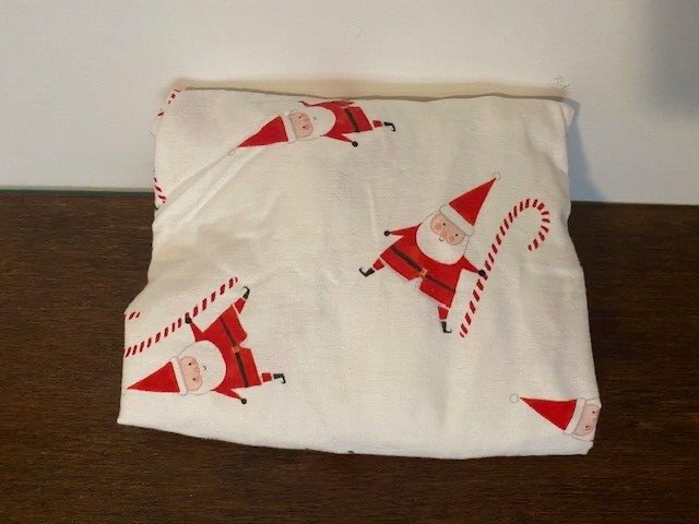 Pottery Barn Kids Smiling Santa Crib Sheet, fitted