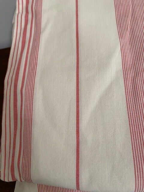 Pottery Barn Ayva Cotton Duvet And 2 King Pillow Cases- Red and White