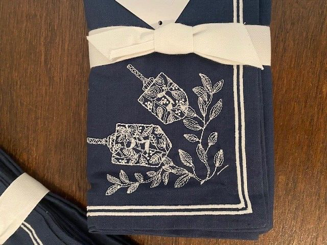 Pottery Barn Hanukkah Embroidered Cotton/Linen Napkins Set of 8