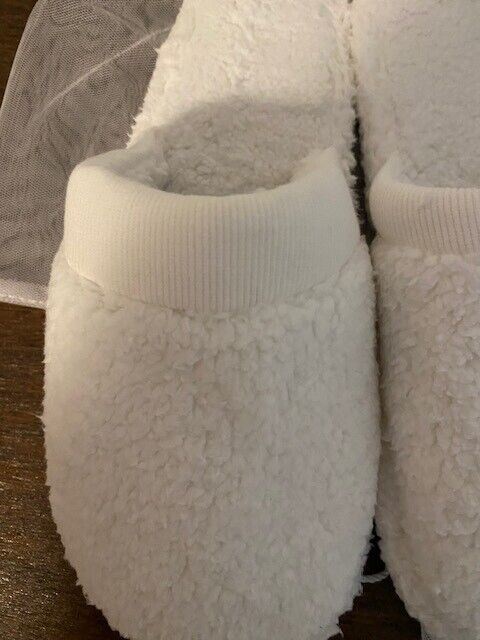 Pottery Barn Cozt Sherpa Slippers, Medium-White