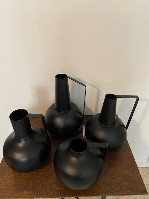 Black Metal Decorative Vase/Vases-11 x 9 in