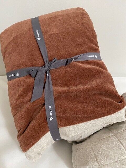 West Elm Velvet and Linen F/Q Duvet & 1 King Quilted Linen Sham