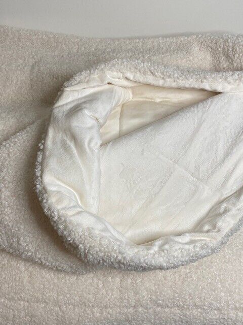 Pottery Barn King/ Cal King Faux Fur Teddy Bear Quilt, Ivory