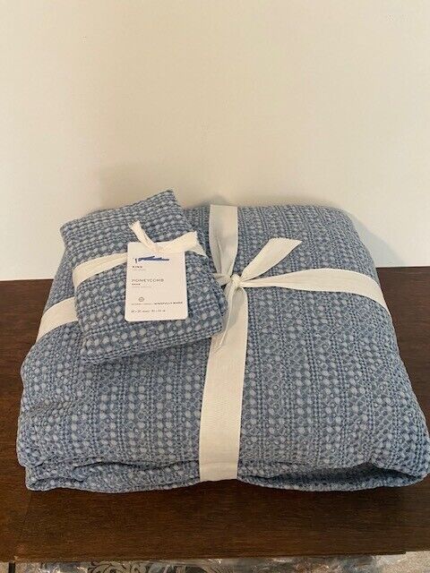 Pottery Barn  K/CK Honeycomb Cotton Duvet Cover & 1 King Sham, Chambray