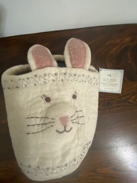 Pottery barn Kids Felted Wool Easter Treat Bucket with sequins & metallic detail