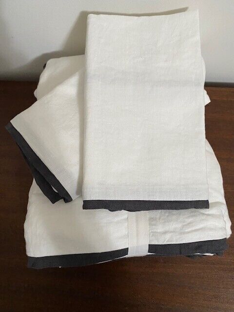 Pottery Barn F/Q Belgian Flax Linen Duvet, 2 St., & 1 Euro Sham-White & Graphite