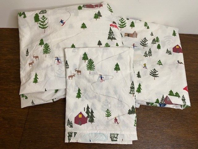 West Elm Queen Cotton Sheet Set, Holiday Winter Fun