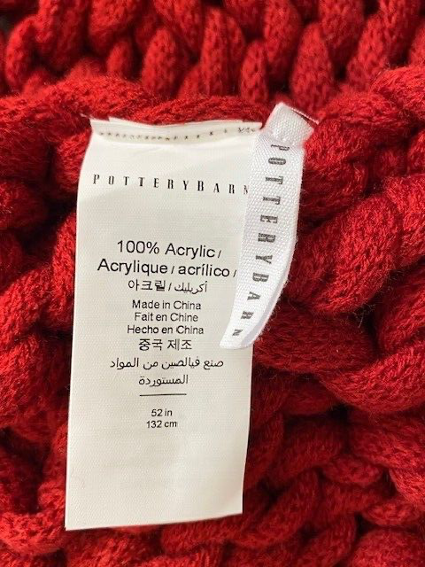 Pottery Barn Colossal Handknit Christmas Tree Skirt Red- NWOT