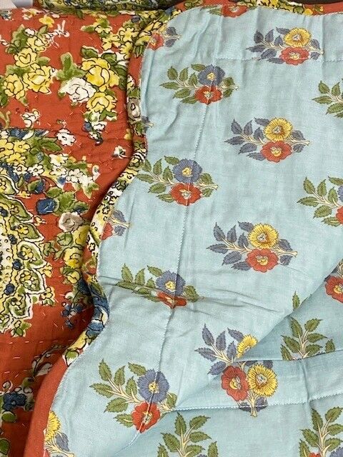 Pottery Barn Set of 2 Scalloped Reversable Quilted Euro Shams, Vintage