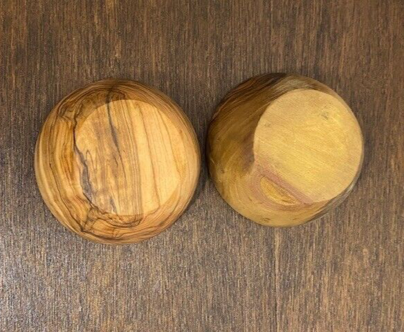 Set of 2 Olivewood Snack Bowls, 4.75 in x 2 in