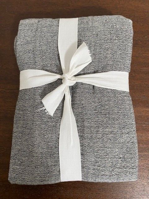 Pottery Barn 100% Cotton King Sham, Black and Tan Weave-Tan Backing