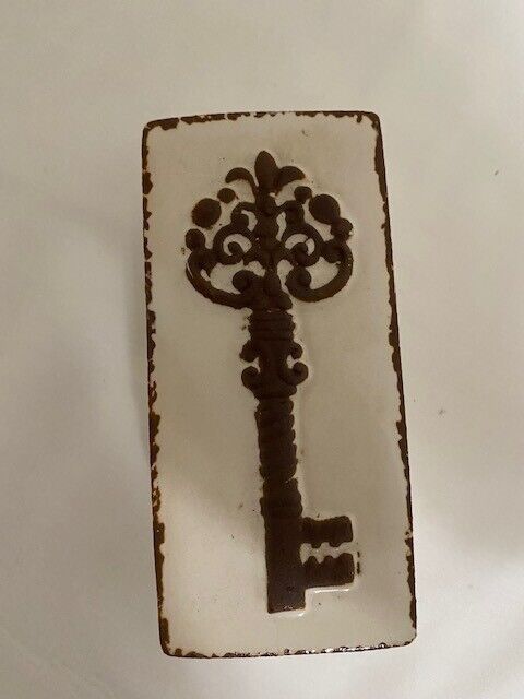 Brown and Cream 6'' x 3'' Ceramic Key Box