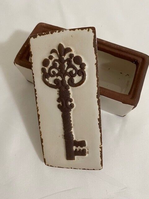 Brown and Cream 6'' x 3'' Ceramic Key Box