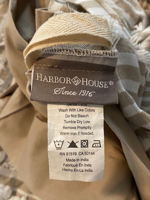 Harbor House Queen Tufted Duvet Cover and Shams, Tan and Ivory